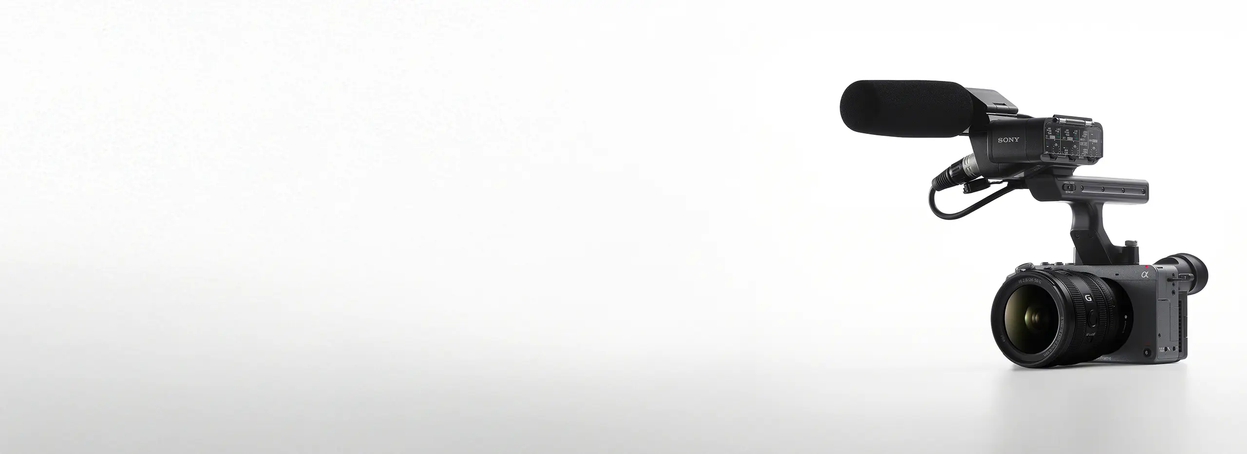 <p style="text-transform: uppercase;font-weight: bold;color: #ff863d;">SONY</p><h1>FX2</h1><p>Cinema Line Camera</p>