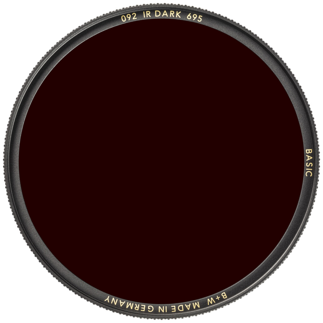 B+W 72mm Basic Infrared Dark Red (092) Filter