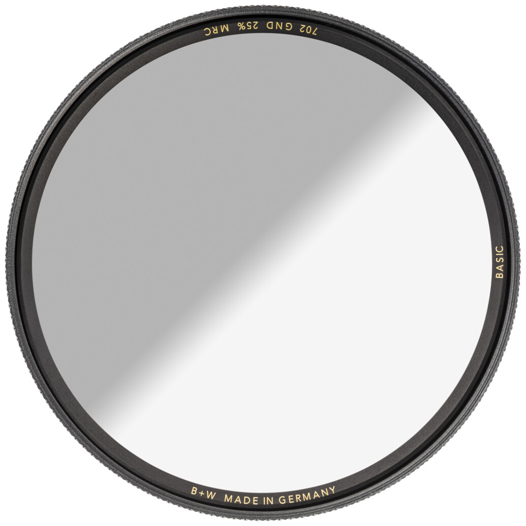 B+W 67mm Basic ND 50 Graduated MRC (702M) Filter