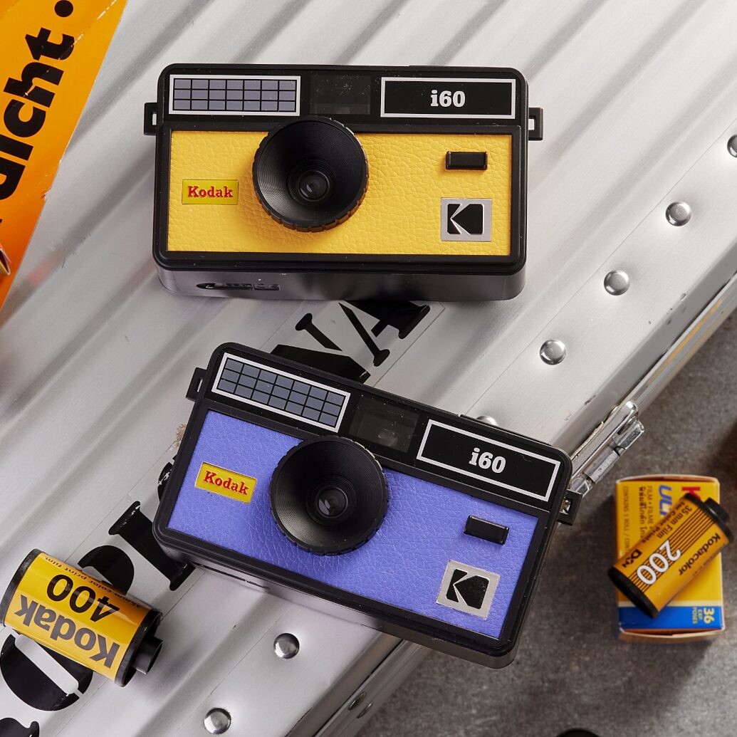 Kodak i60 35mm Film Camera (Black/Very Peri) (purple)