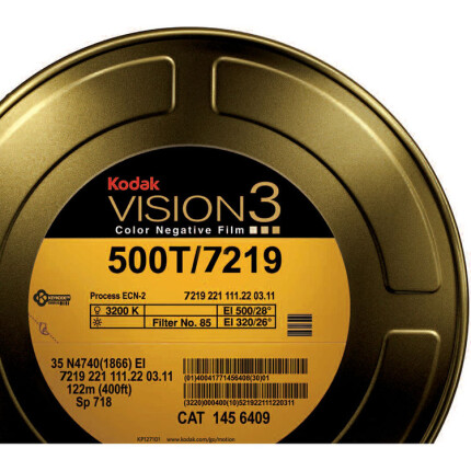 Kodak VISION3 500T Color 7219 (16mm, 400ft Roll, Single Perf) MIN ORDER: 30
