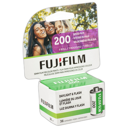 FUJIFILM Fujicolor 200 Color Negative Film (35mm Roll Film, 36 Exposures)