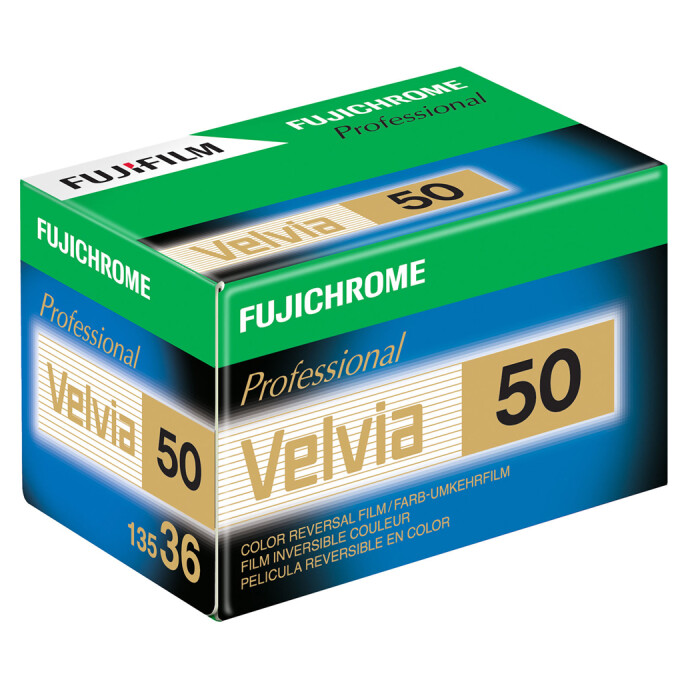 FUJICHROME Velvia135　ISO感度50　36枚撮り12本 Fujifilm Velvia 50 135-36 Color Transparency Film 4 WEEK