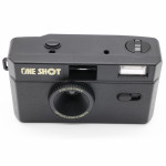 ONESHOT FILM CAMERA WITH FLASH  FOCUS FREE 35MM F9 LENS 1