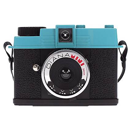 Lomography Diana Mini and Flash Petite Noire