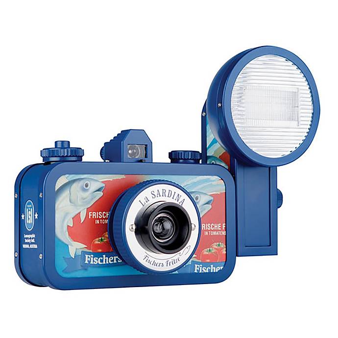 Lomography La Sardina and Flash - Fischers Fritz
