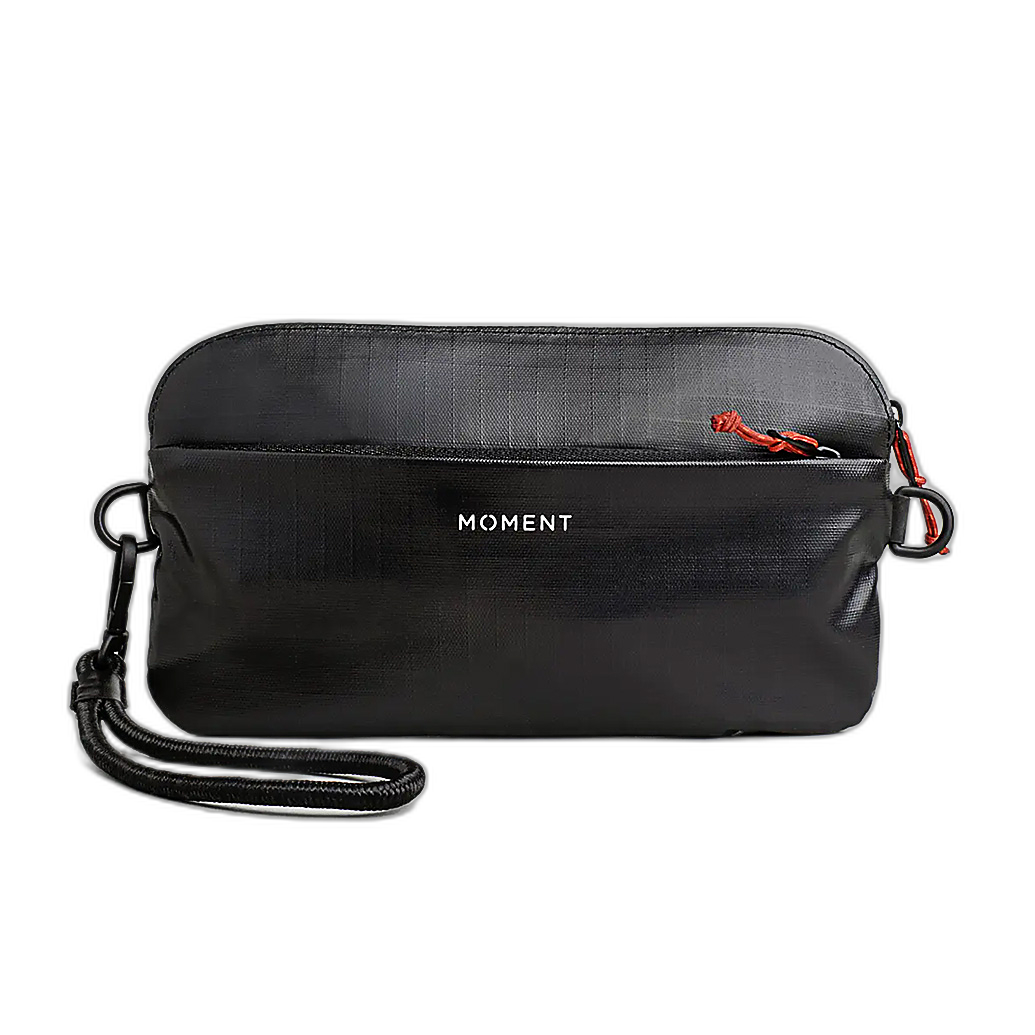 Moment Crossbody Wallet (Black Ripstop)