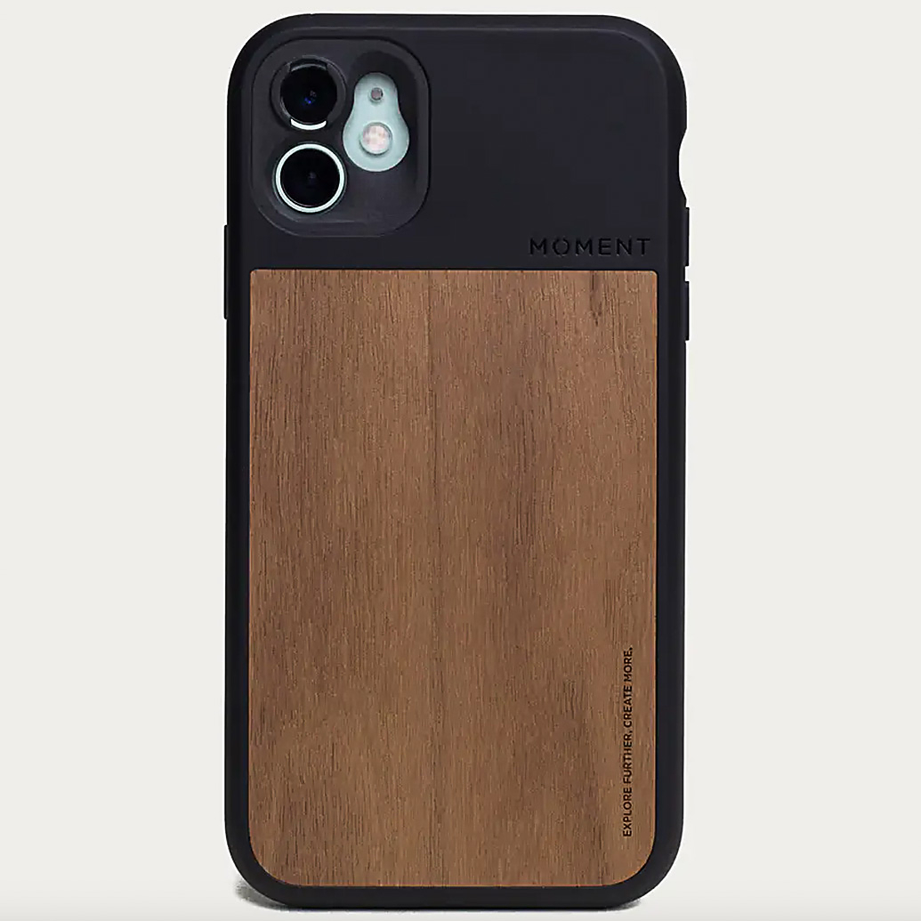 Moment iPhone 11 Case (Walnut Wood)