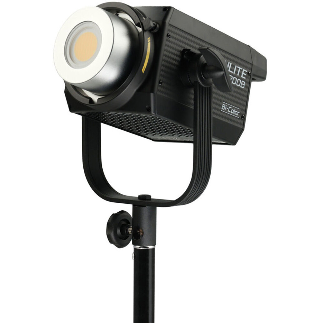 Nanlite FS-200B Bi-Color Studio Spotlight