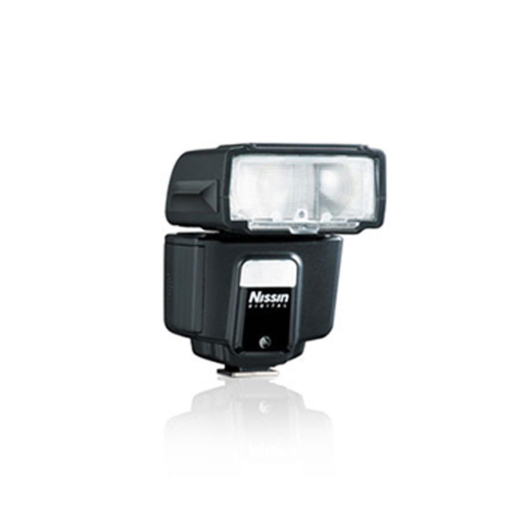 Nissin i40 Compact Flash for Nikon Cameras