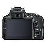 Nikon D5600 DSLR with AF-S DX NIKKOR 18-140mm f/3.5-5.6G ED VR Black 2