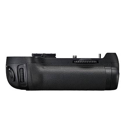 Nikon MB-D18 Multi-Power Battery Pack for D850 Nikon MB-D18 Multi-Power Battery Pack for D850