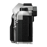 OM SYSTEM OM-5 Mark II Silver  w/ M.ZUIKO Digital 14-150mm f4.0-5.6 II 4