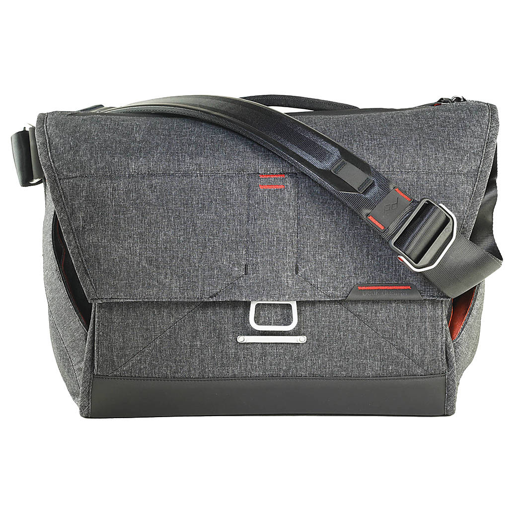 Peak Design Everyday Messenger 15in Version 2 Charcoal