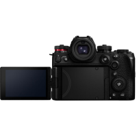 Panasonic Lumix S1RII with 24-60mm f/2.8 Lens Kit 1