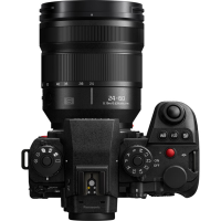 Panasonic Lumix S1RII with 24-60mm f/2.8 Lens Kit 4