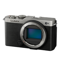Panasonic LUMIX S9 Mirrorless Camera with 18-40mm Lens - Silver 4