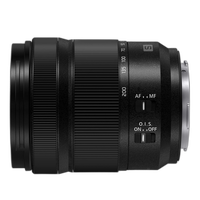 Panasonic LUMIX S 28-200mm f/4-7.1 MACRO O.I.S. Lens 3