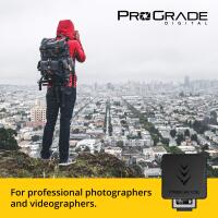 ProGrade Digital CFExpress Type B  and  SD USB 3.1 Gen 2 Dual-Slot Card Reader 2