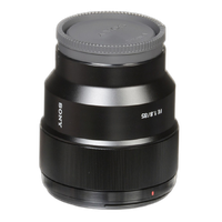 Sony FE 85mm f/1.8 Lens 4