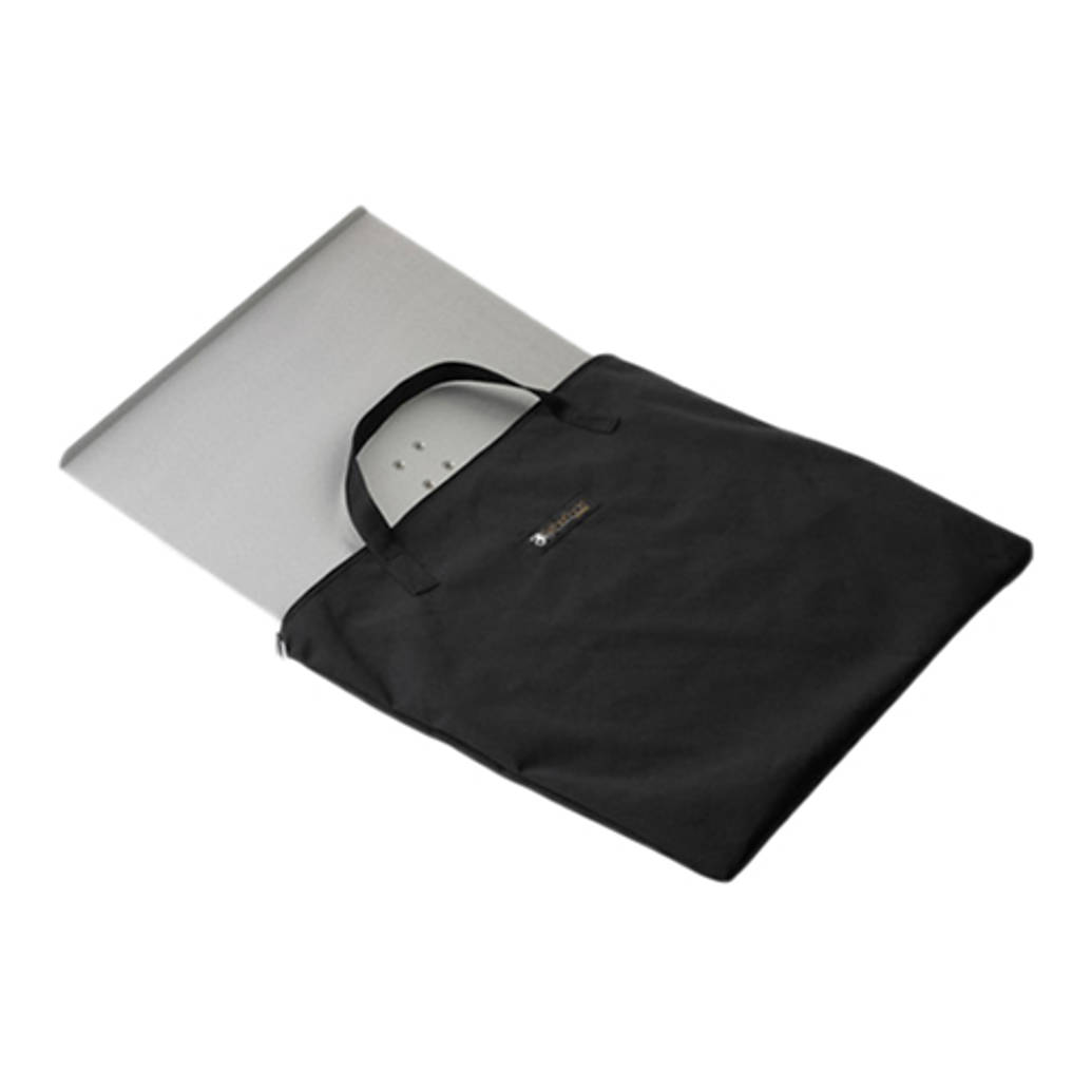 Aero MacBook 17 inch Replacement Case - fits MacBook 17 inch table