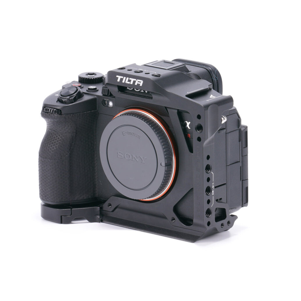 Tilta Half Camera Cage for Sony a7R V - Black