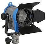 Used Arri 3 Light Tungsten Fresnel Kit 150/300/650 with stands/case - Good 1