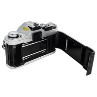 Used Canon AT-1 w/ 28mm f/2.8 SC FD - Good 3