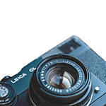 Used Leica CL w/ 40mm f/2 Summicron- Good 2