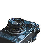 Used Leica CL w/ 40mm f/2 Summicron- Good 3