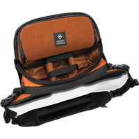 Wandrd ROGUE Sling 6L Sedona Orange 1