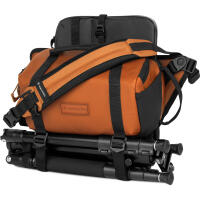 Wandrd ROGUE Sling 6L Sedona Orange 4