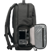 Wandrd PRVKE 21 Zip Photo Bundle Black 1
